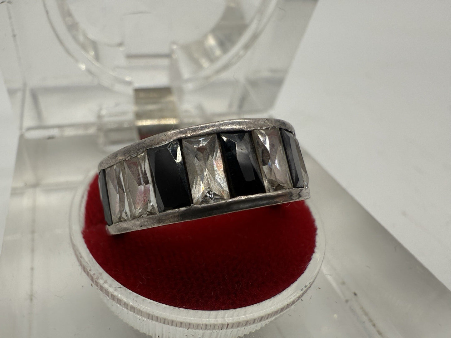 VINTAGE SILBER RING MIT ONYX UND ZIRKONIA BESATZ GR.58