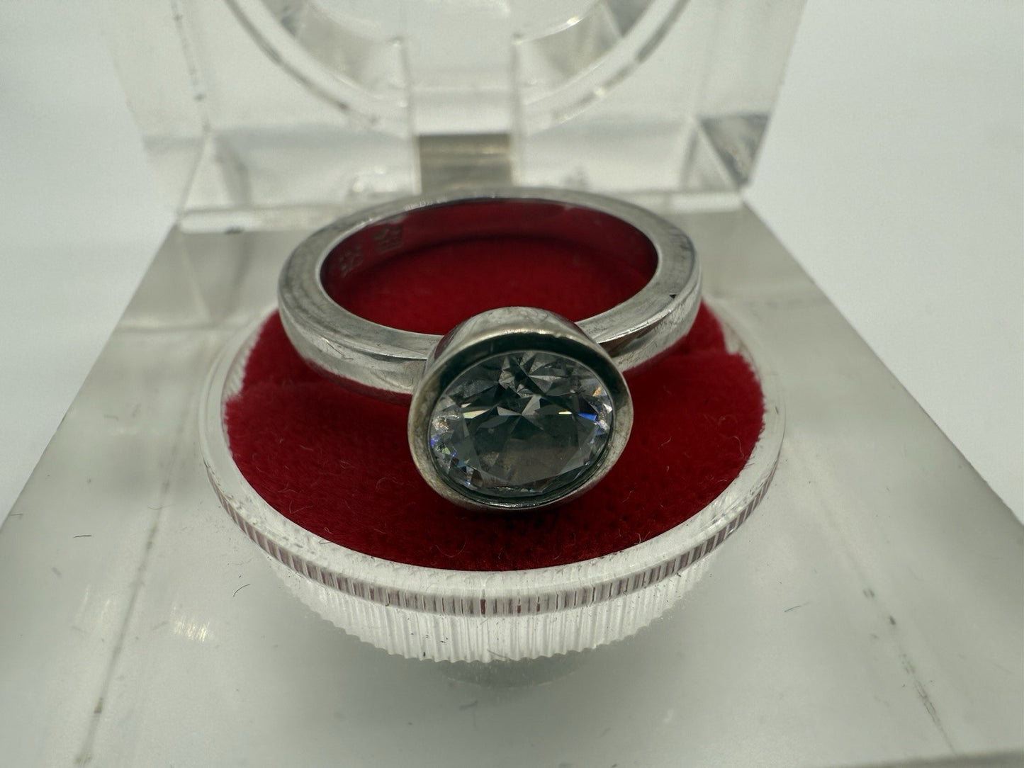 VINTAGE 925 SILBER RING VON TCHIBO MIT ZIRKONIA GR.58
