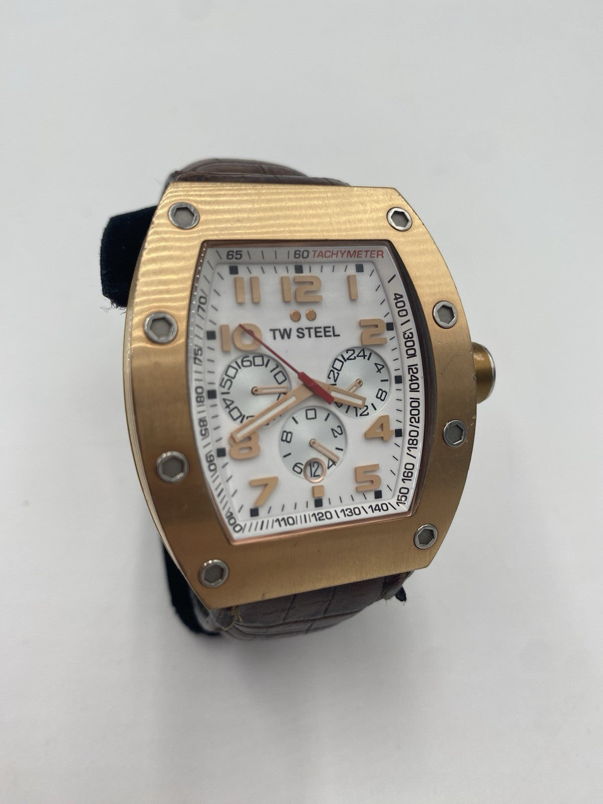 TW STEEL CEO CHRONOGRAPH ROSE GOLD-PLATED TONNEAU HERREN ARMBANDUHR