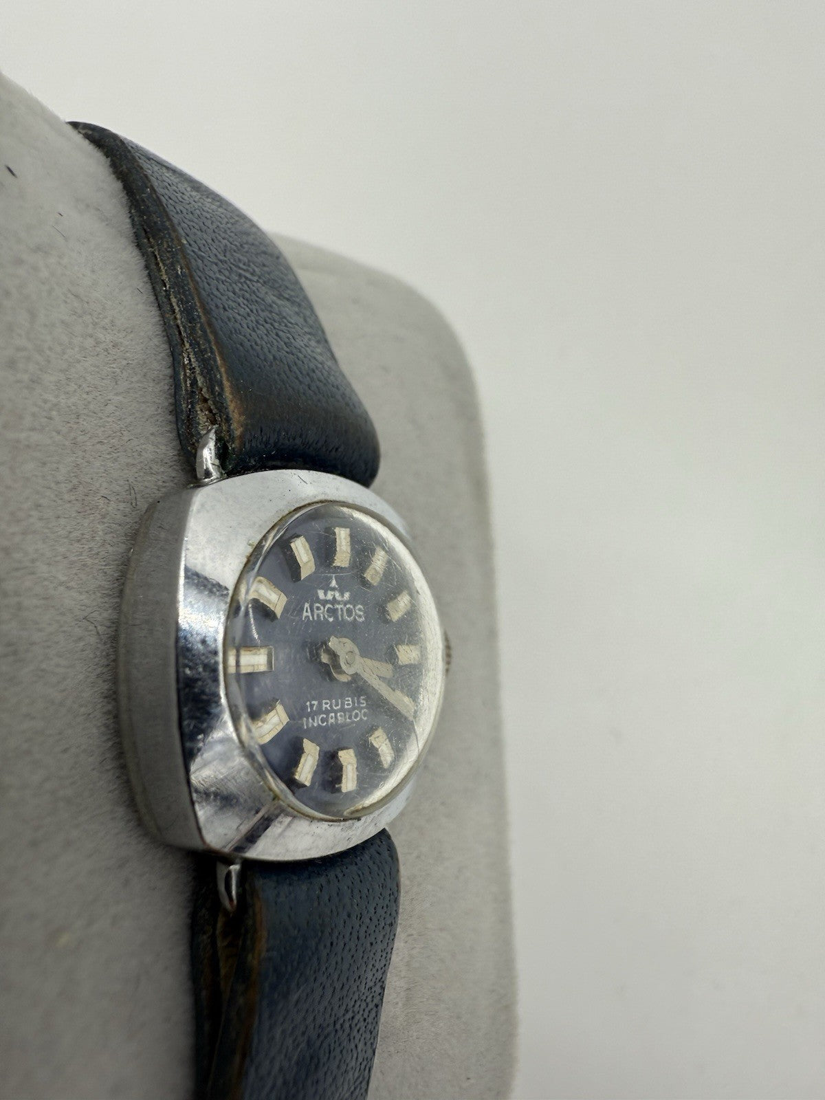 VINTAGE ARCTOS DAMENUHR BLAU 17 RUBIS HANDAUFZUG LÄUFT