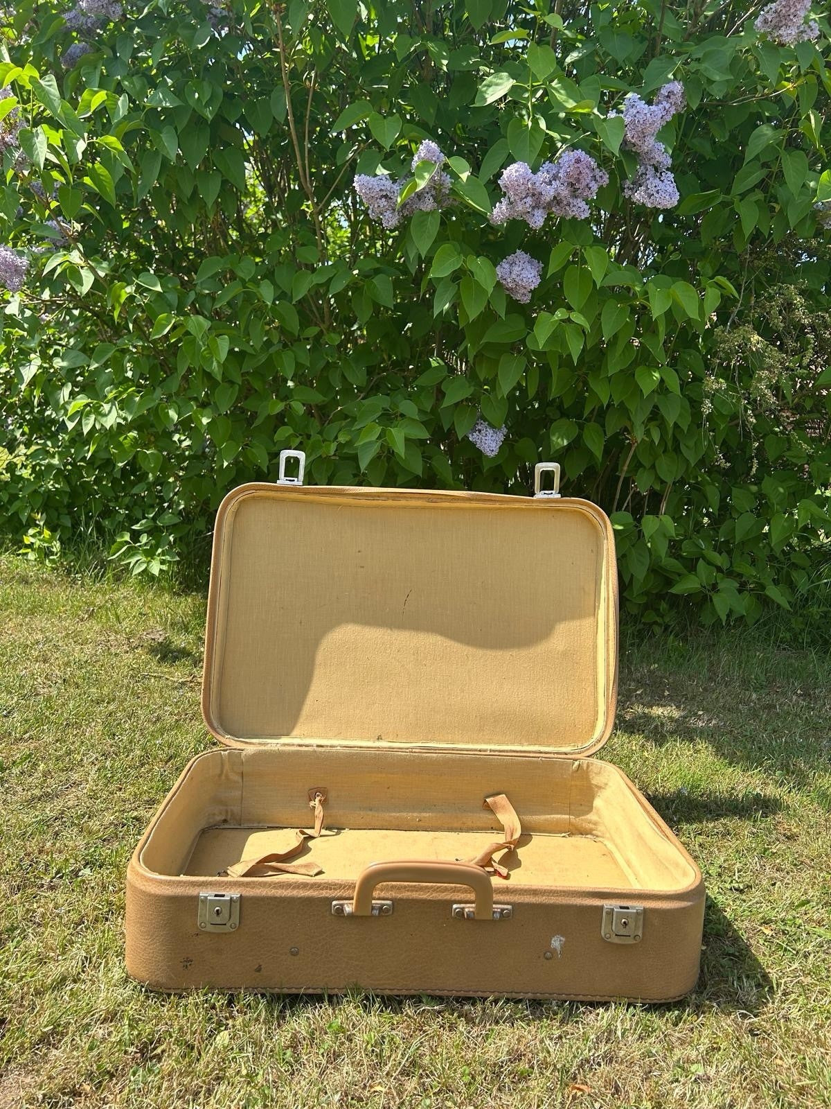 VINTAGE REISEKOFFER HELLBRAUN 60er JAHRE HARDCASE TASCHE OLDTIMER