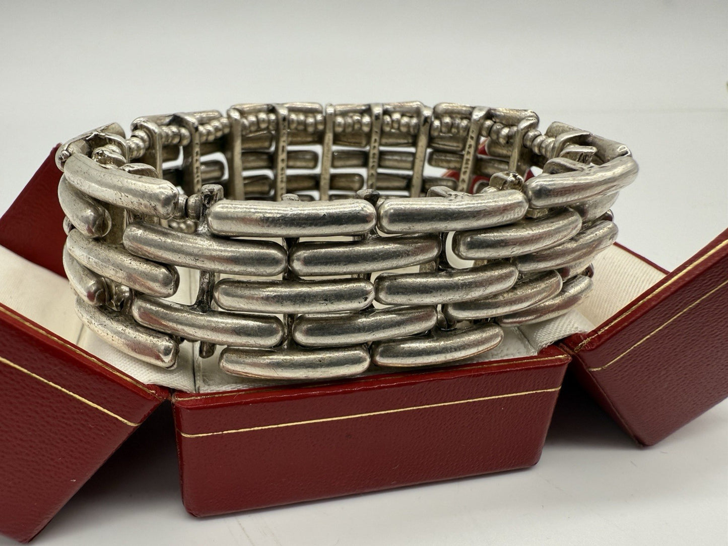 SCHICKES BREITES VINTAGE DESIGNER ARMBAND BEWEGLICH