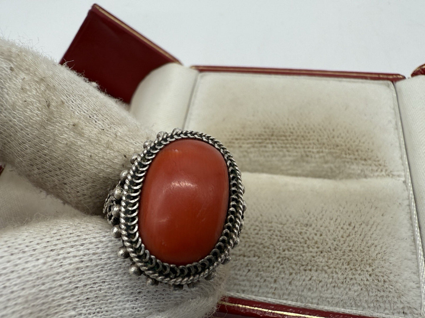 VINTAGE ART DECO ROTE KORALLE RING ECHTSILBER GR.50