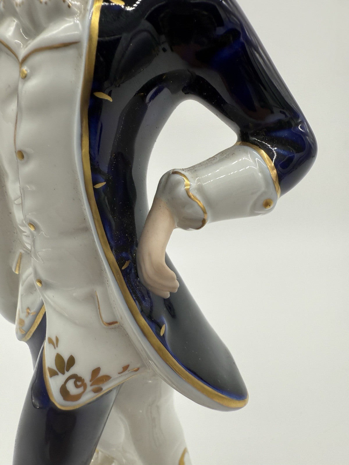 BOHO ROYAL BOHEMIAN FIGUR DUX KERAMIK FIGUR ROKOKO CAVALIER TÄNZER