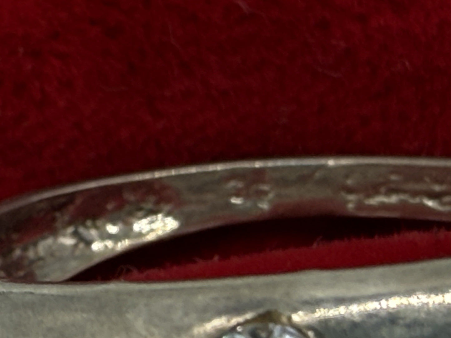 VINTAGE SCHÖNER 925 SILBER RING MIT ZIRKONIA GR.58