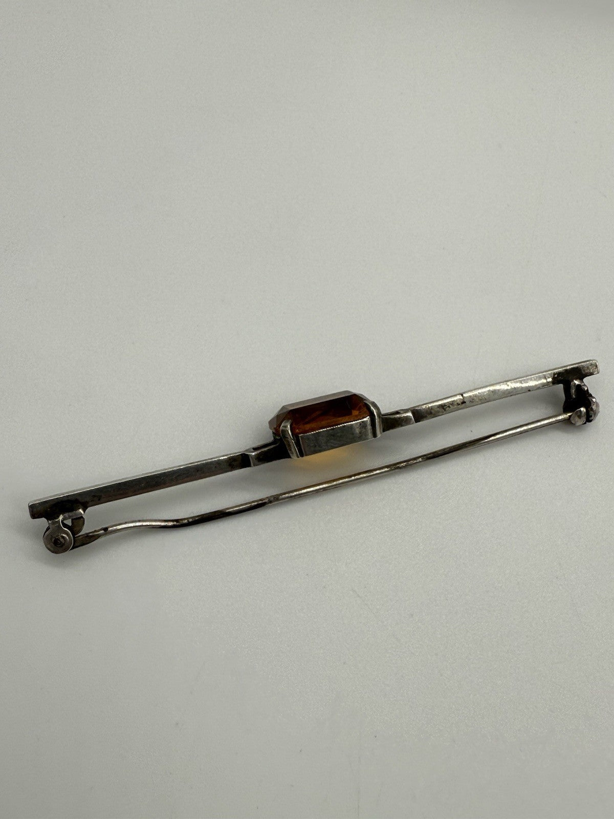 SCHÖNE ANTIKE 835er SILBER STABBROSCHE ORANGER STEIN BROSCHE