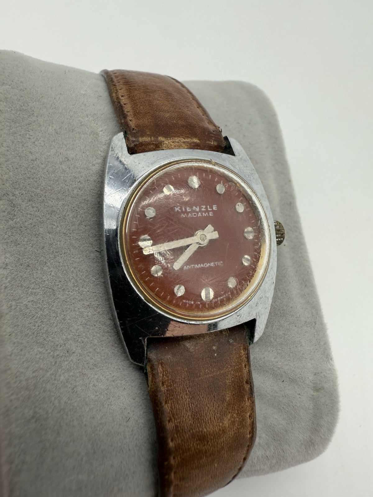 VINTAGE KIENZLE MADAME DAMEN UHR ARMBANDUHR HANDAUFZUG LÄUFT
