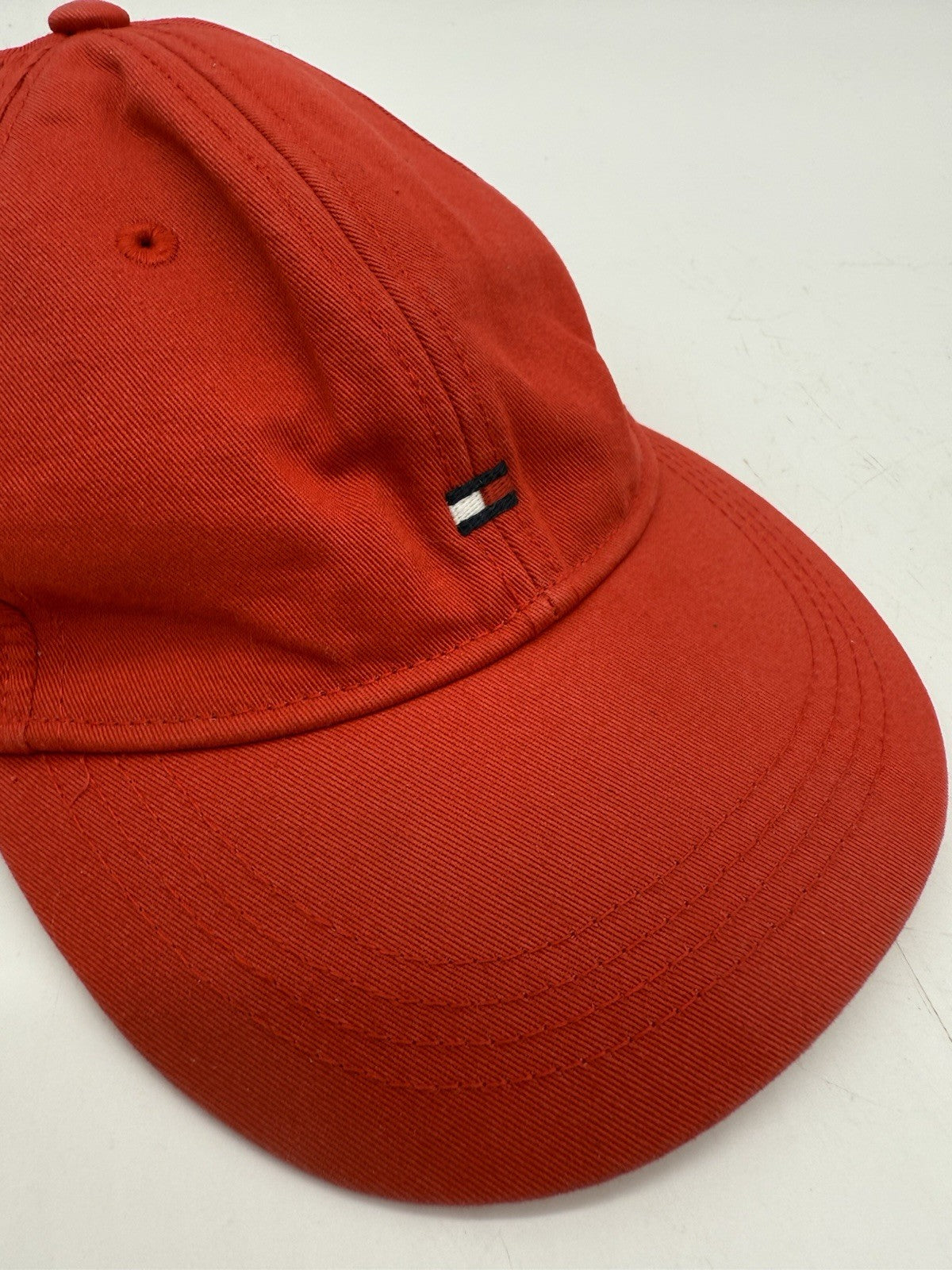 TOMMY HILFIGER HUT/MÜTZE KOPFBEDECKUNG ROT