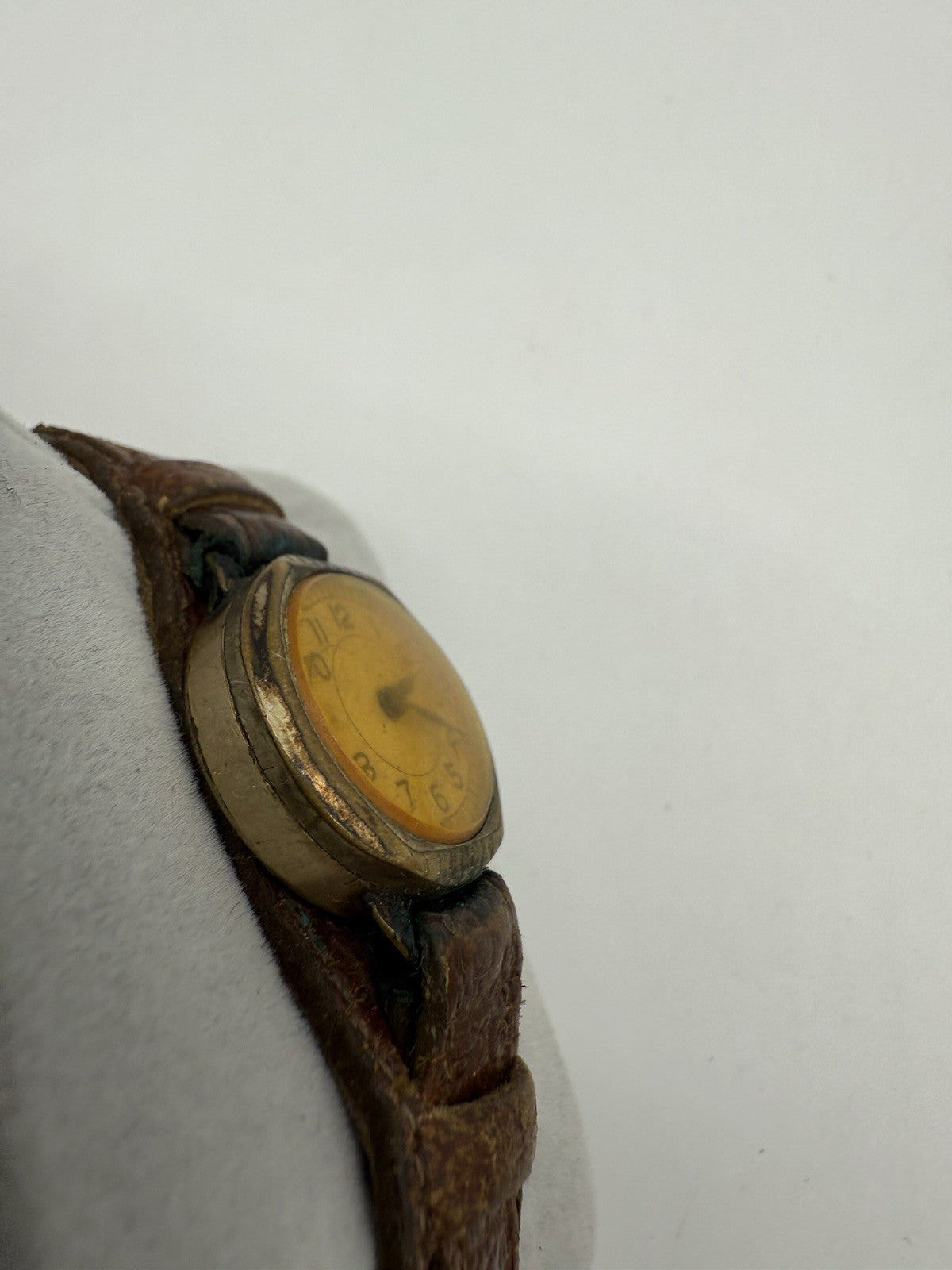 VINTAGE GOLD-PLATED DAMENUHR ARMBANDUHR GERMANY