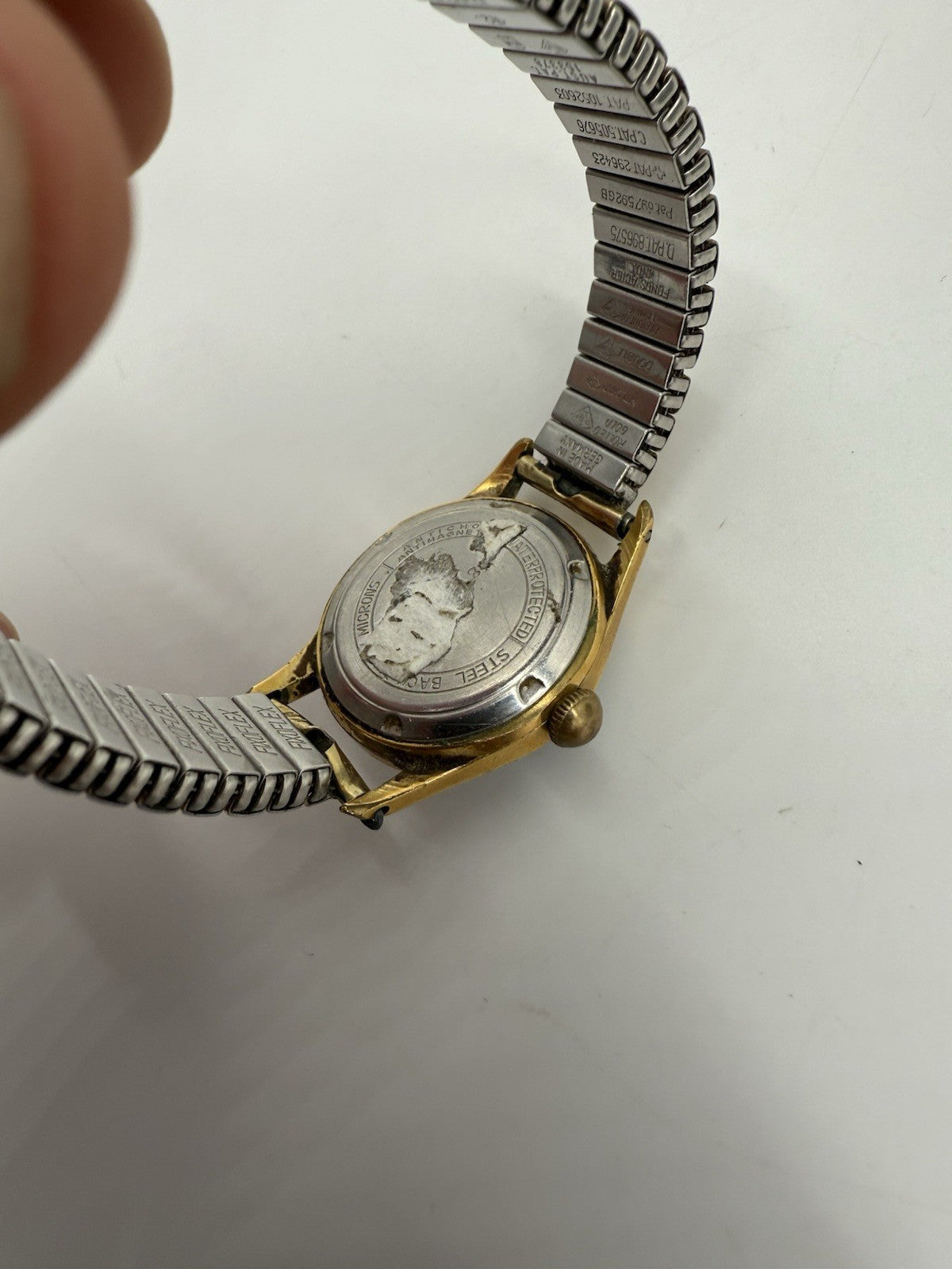 VINTAGE ZENTRA 17 RUBIS DAMEN ARMBANDUHR ELEGANT1960 GOLD PLATED LÄUFT