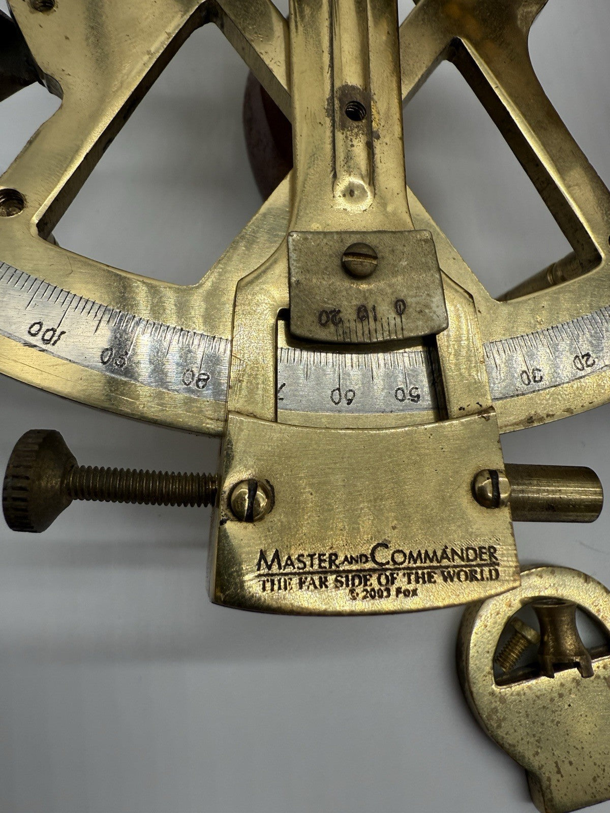 ORIGINAL FILM-REQUISITE MASTER AND COMMANDER 2003 - MESSING SEXTANT & BOX
