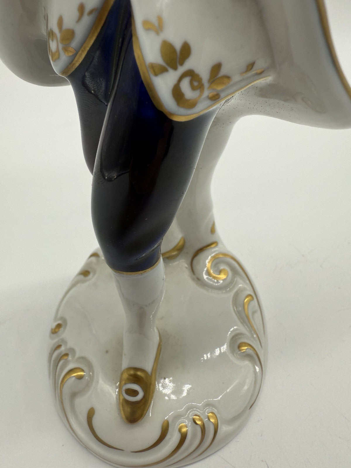 BOHO ROYAL BOHEMIAN FIGUR DUX KERAMIK FIGUR ROKOKO CAVALIER TÄNZER