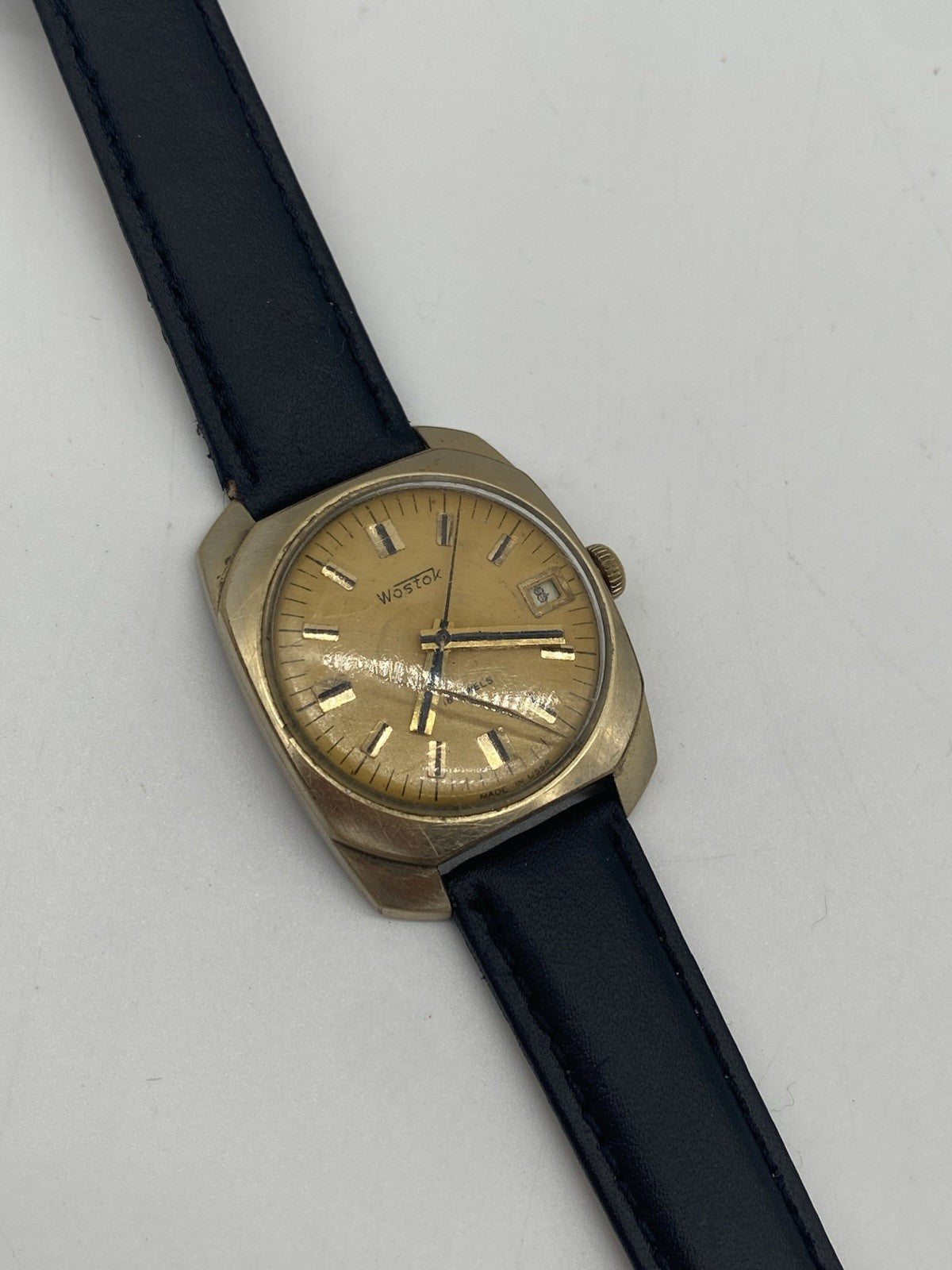 VINTAGE USSR HERREN UHR VOSTOK SOVIET UNION 18 JEWELS LÄUFT