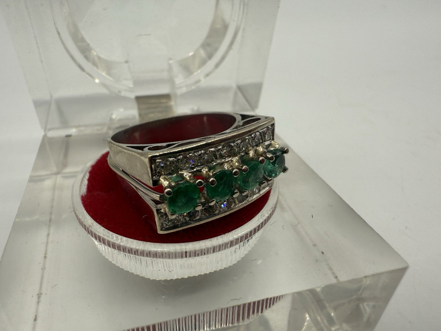PRÄCHTIGER SAMARAGD BRILLANT RING 750 GOLD 18 KARAT GR.58