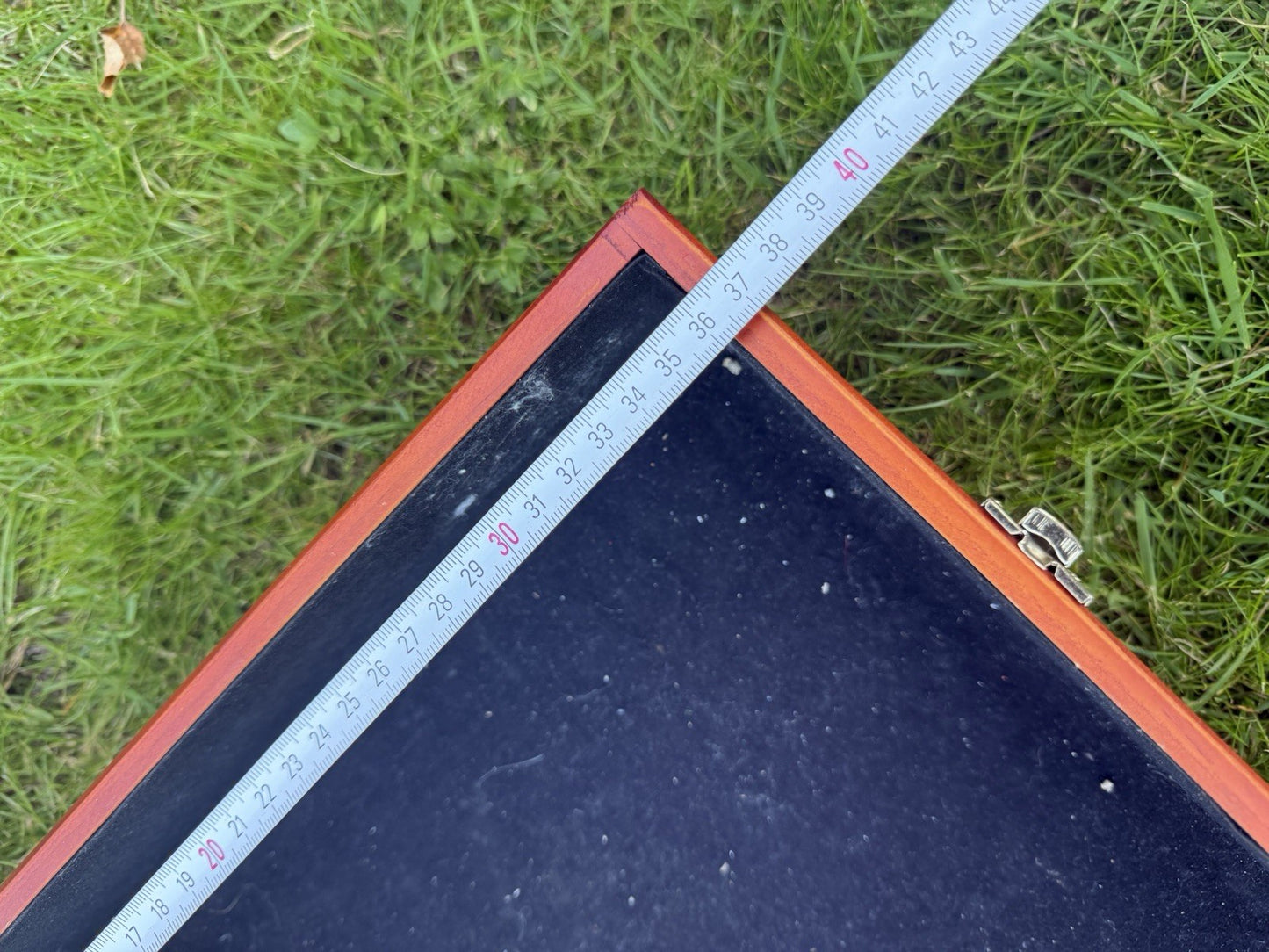 HOCHWERTIGE HOLZBOX MIT SAMT-INNENFUTTER AUFBEWAHRUNGSBOX