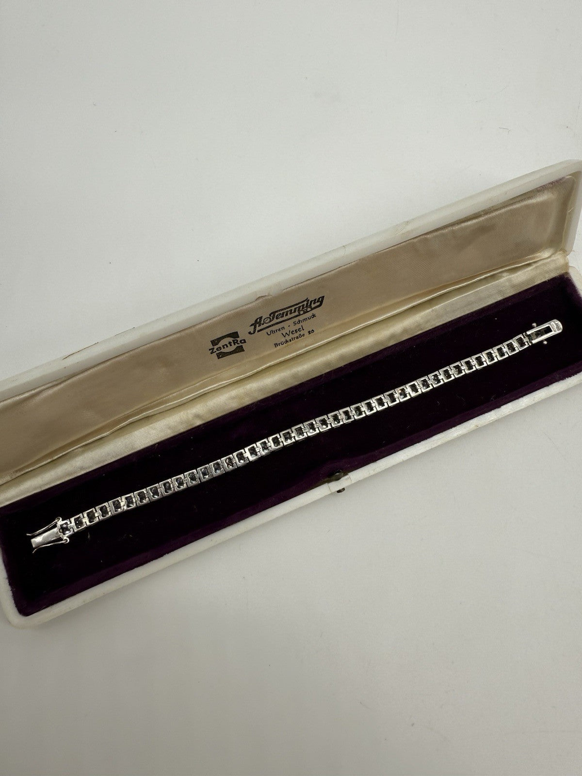 HOCHWERTIGES ZIRKONIA TENNIS ARMBAND 925er STERLING SILBER MIT ETUI