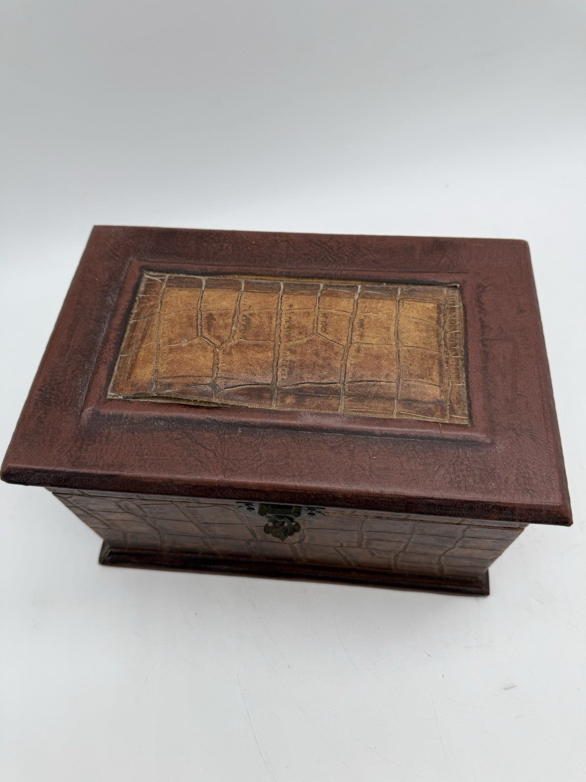 VINTAGE TRUHE SCHATZKISTE BOX KISTE KROKO OPTIK