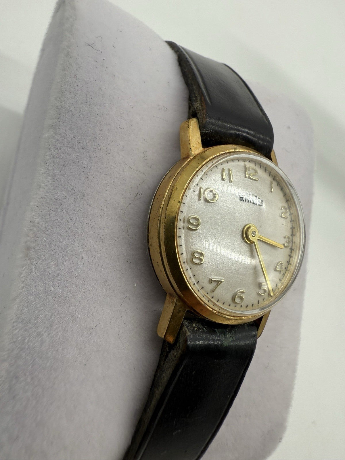 VINTAGE EMES HANDAUFZUG DAMEN ARMBANDUHR LÄUFT