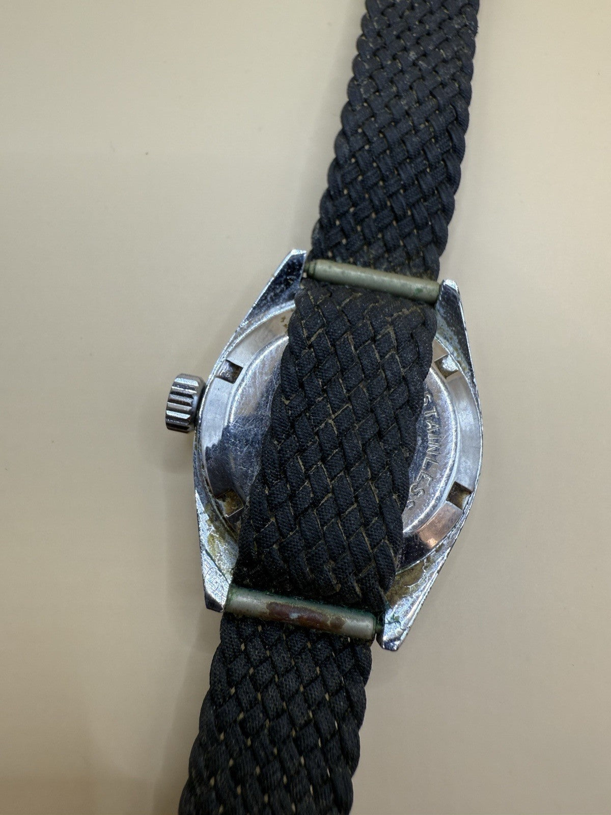 DUGENA CLASSIC DAMEN UHR HANDAUFZUG ARMBANDUHR LÄUFT