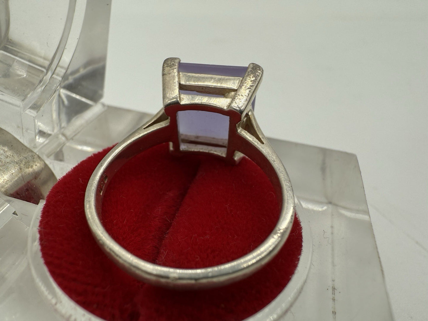 VINTAGE 925 SILBER RING MIT QUADRATISCHEM LILA STEIN GR.60
