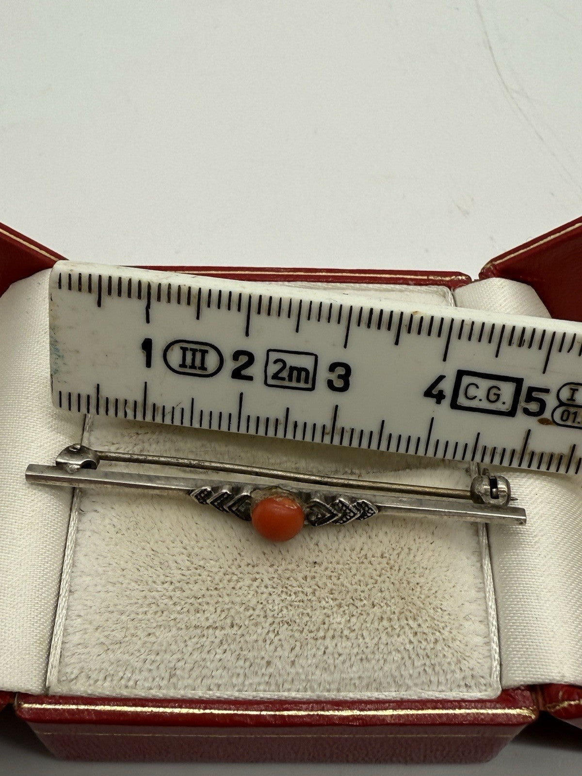 ANTIKE STABBROSCHE KORALLE SILBER 835 VINTAGE