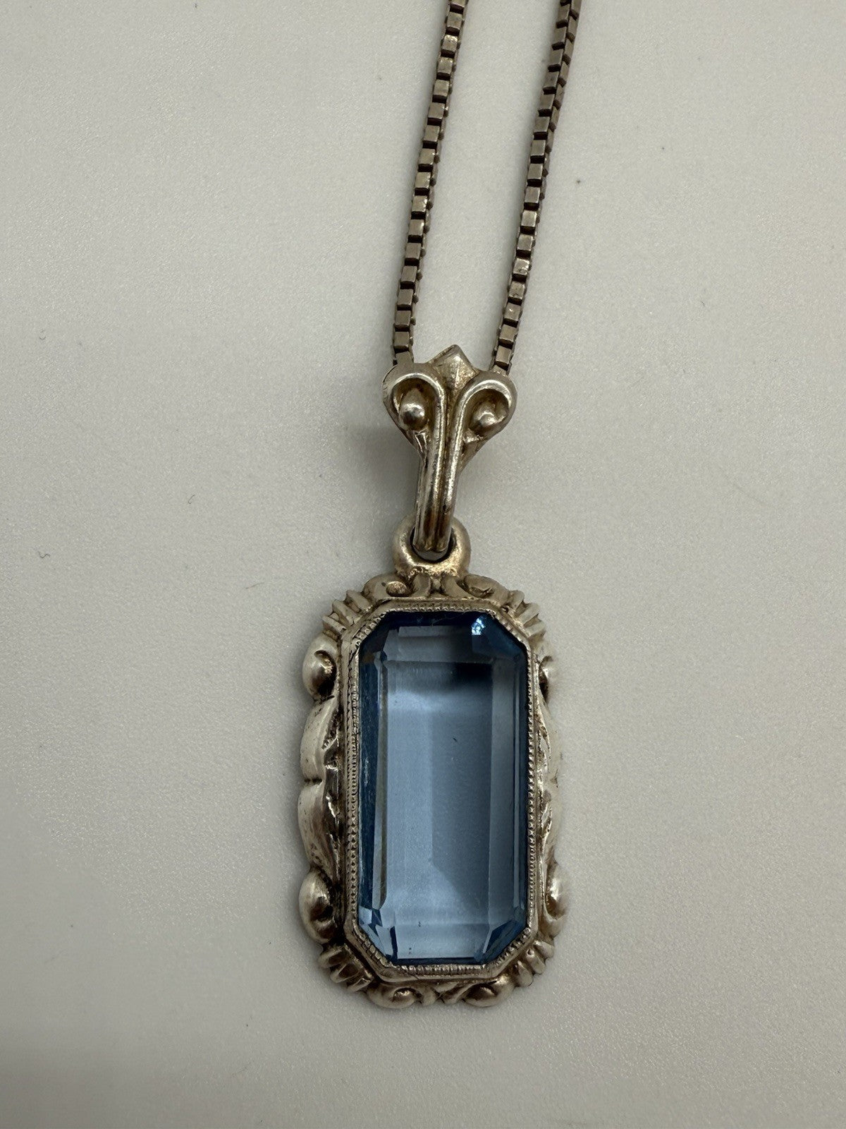 ANTIKER JUGENDSTIL ANHÄNGER 800er SILBER MIT BLAUEM STEIN + SILBER KETTE