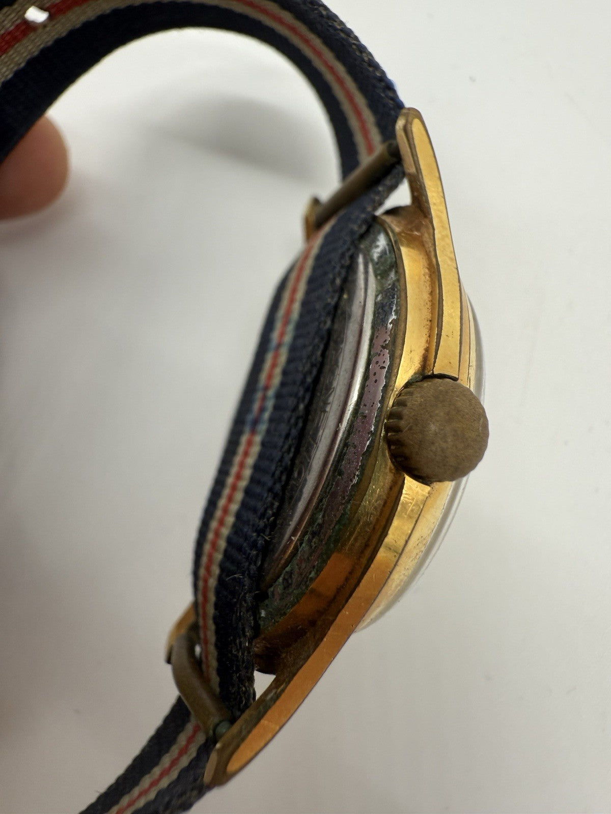 VINTAGE KIENZLE ANTIMAGNETIC MADE IN GERMANY ARMBANDUHR HANDAUFZUG LÄUFT