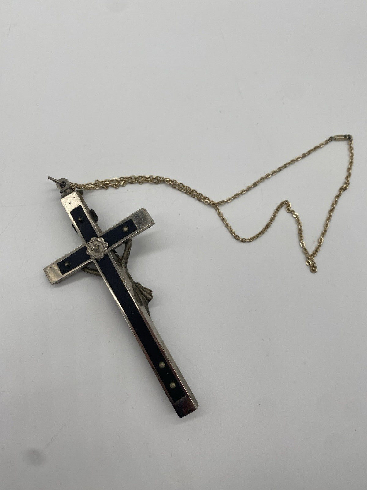 ANTIKES GROßES JESUS-KRUZIFIX KREUZ MIT KETTE