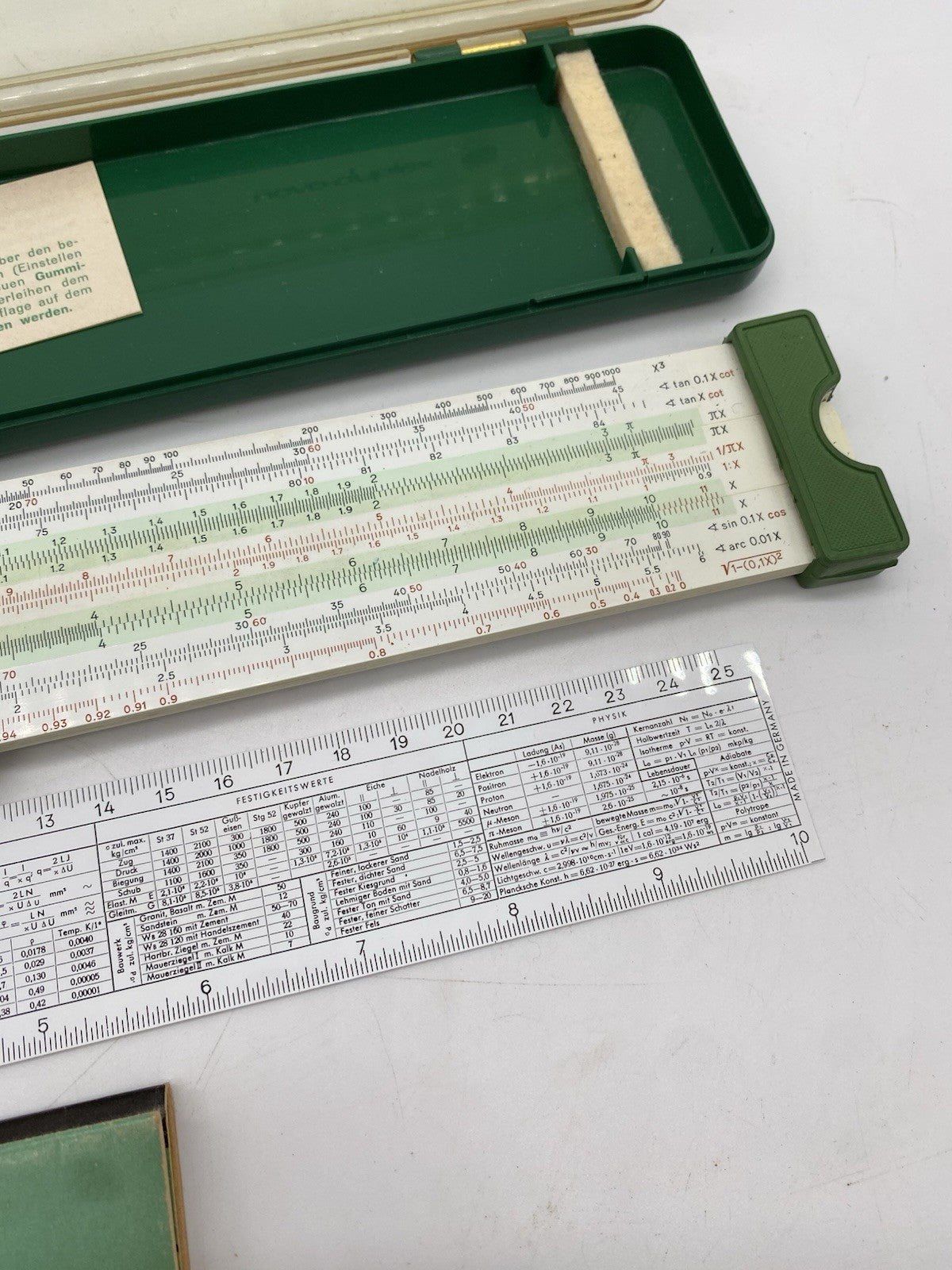 FABER CASTELL-DUPLEX RECHENSCHIEBER NR. 2/82. 62/82