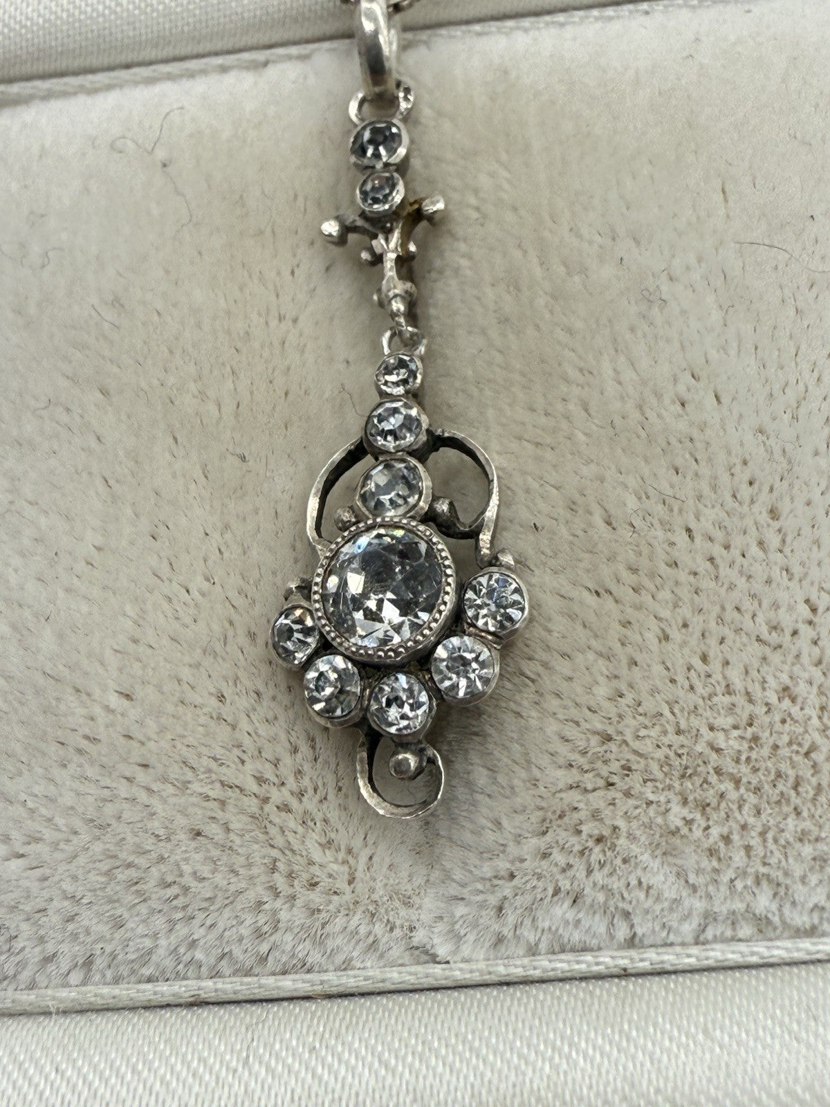 ART DECO 830er SILBER ANHÄNGER VINTAGE FRANKREICH + SILBER KETTE 48cm