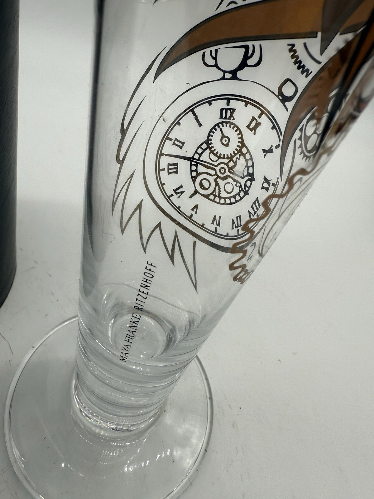 RITZENHOFF - BIERGLAS BLACK LABEL MAYA FRANKE 2013