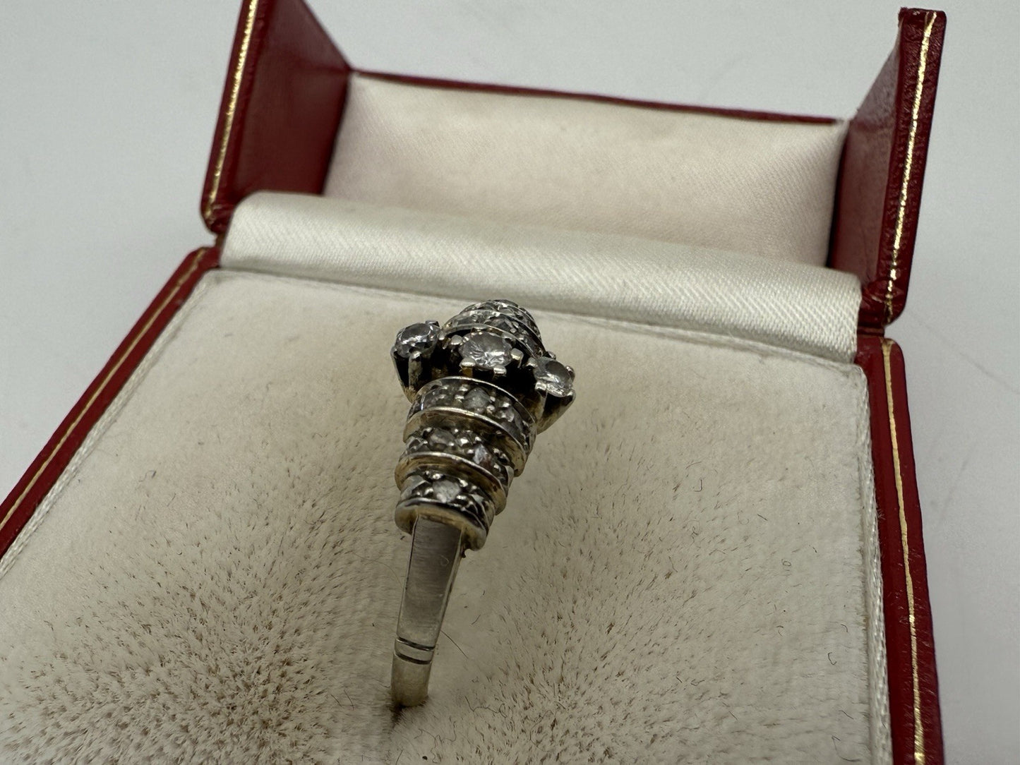 ANTIKER RING 750 GOLD RUSSLAND - 18 KARAT BICOLOR MIT BRILLANTEN
