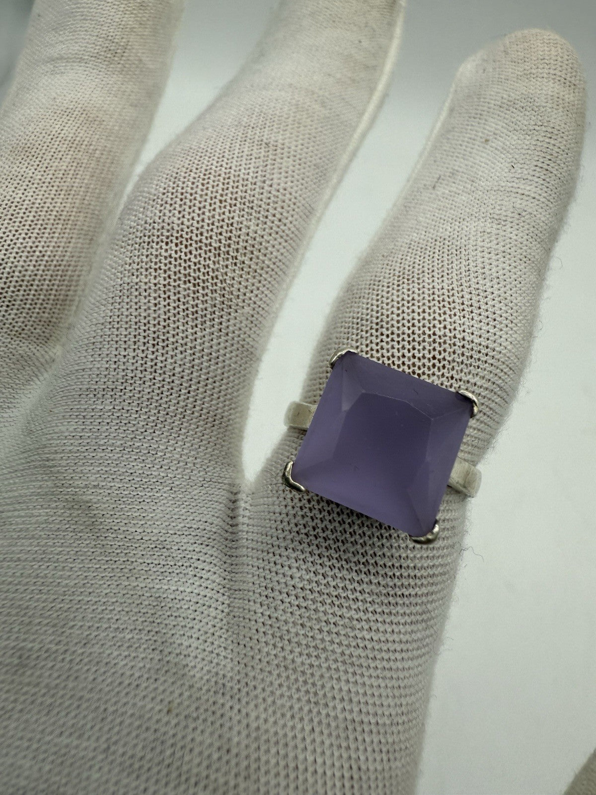 VINTAGE 925 SILBER RING MIT QUADRATISCHEM LILA STEIN GR.60