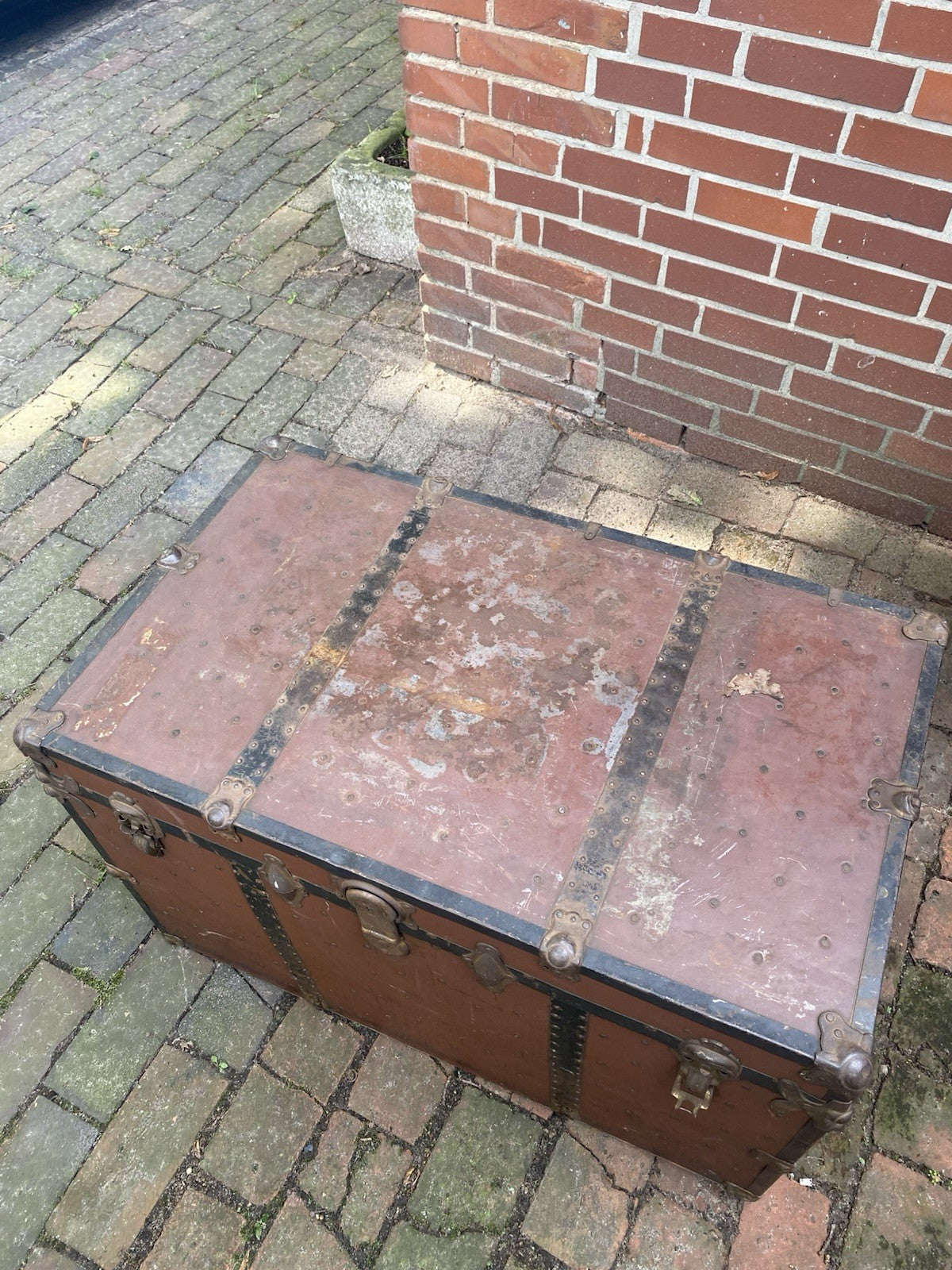 VINTAGE TRUHE KOFFER ANTIK ÜBERSEEKOFFER REISEKOFFER