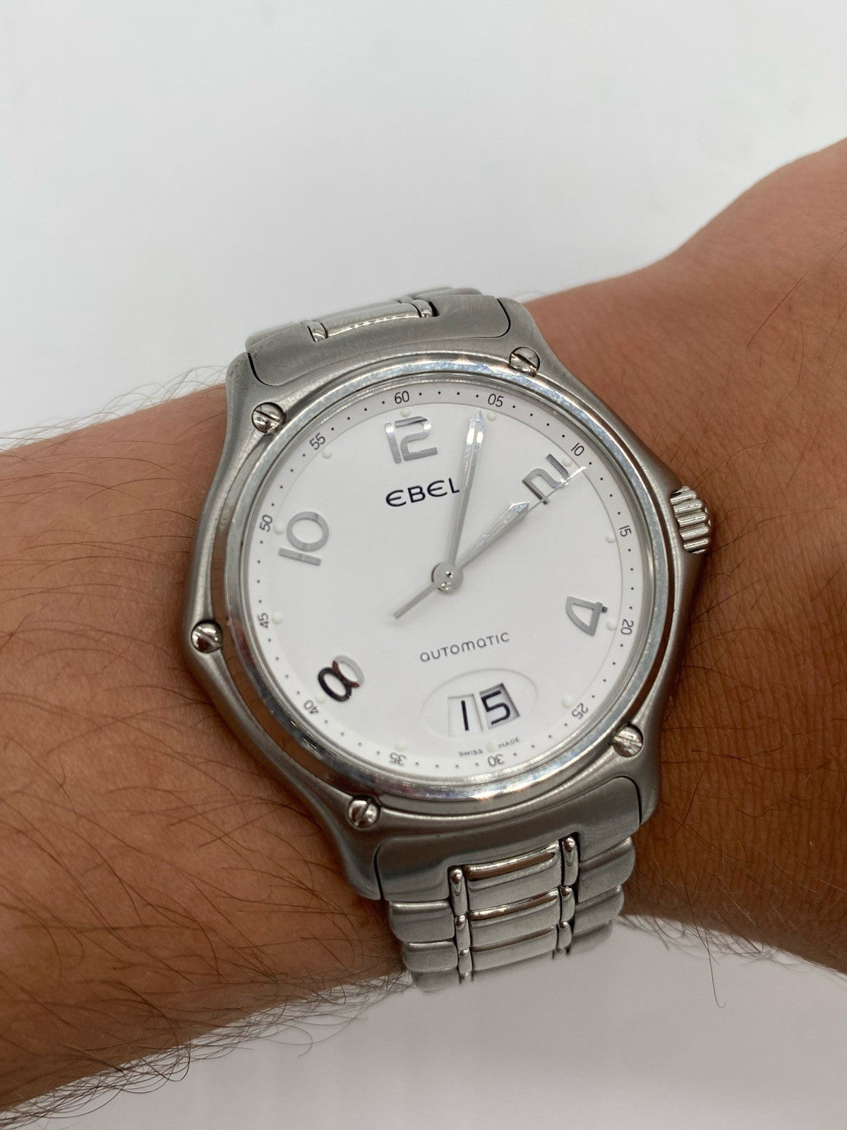 EBEL 1911 AUTOMATIK HERRENUHR MIT GROPDATUM ELEGANT