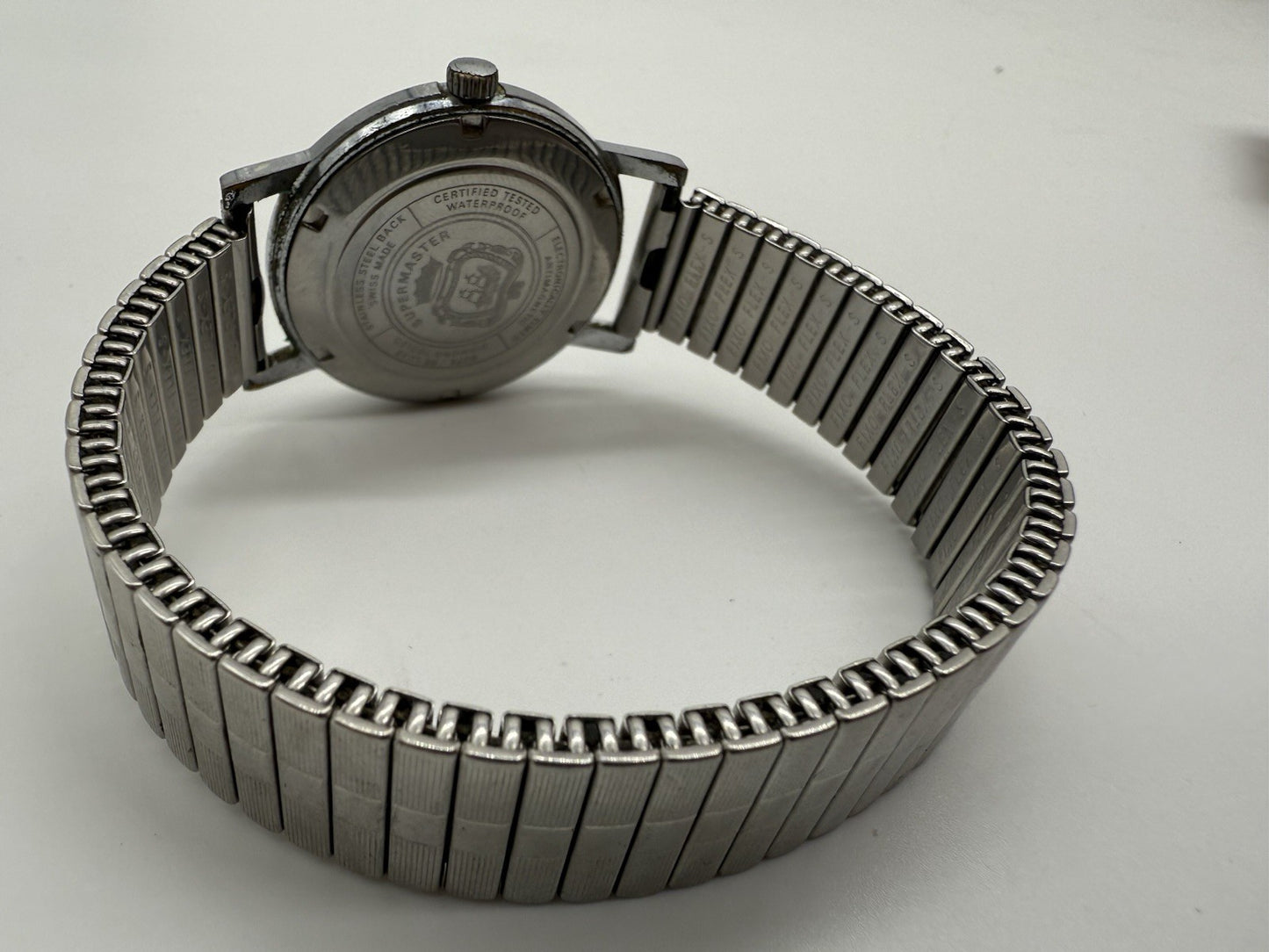 VINTAGE NELSON SWISS MADE ARMBANDUHR 17 JEWELS HERREN UHR LÄUFT