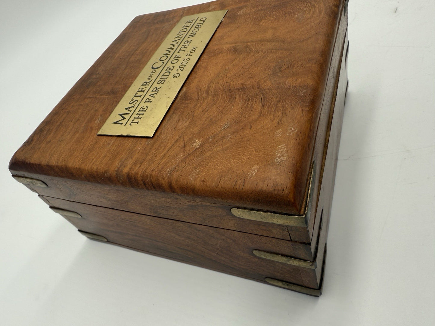 ORIGINAL FILM-REQUISITE MASTER AND COMMANDER 2003 - MESSING SEXTANT & BOX