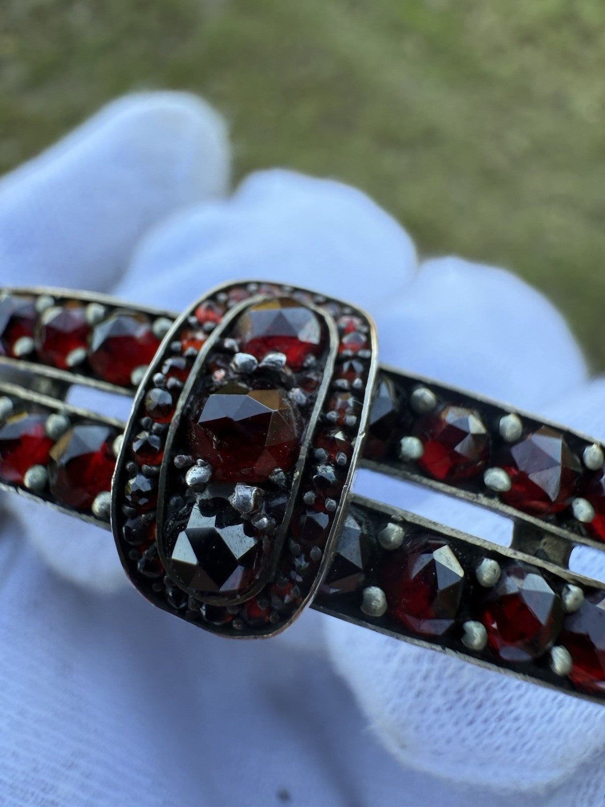BÖHMISCHER GRANAT ANTIKER GRANATARMREIF ARMREIF MIT GRANAT