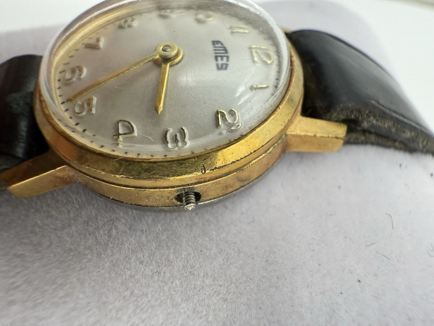 VINTAGE EMES HANDAUFZUG DAMEN ARMBANDUHR LÄUFT