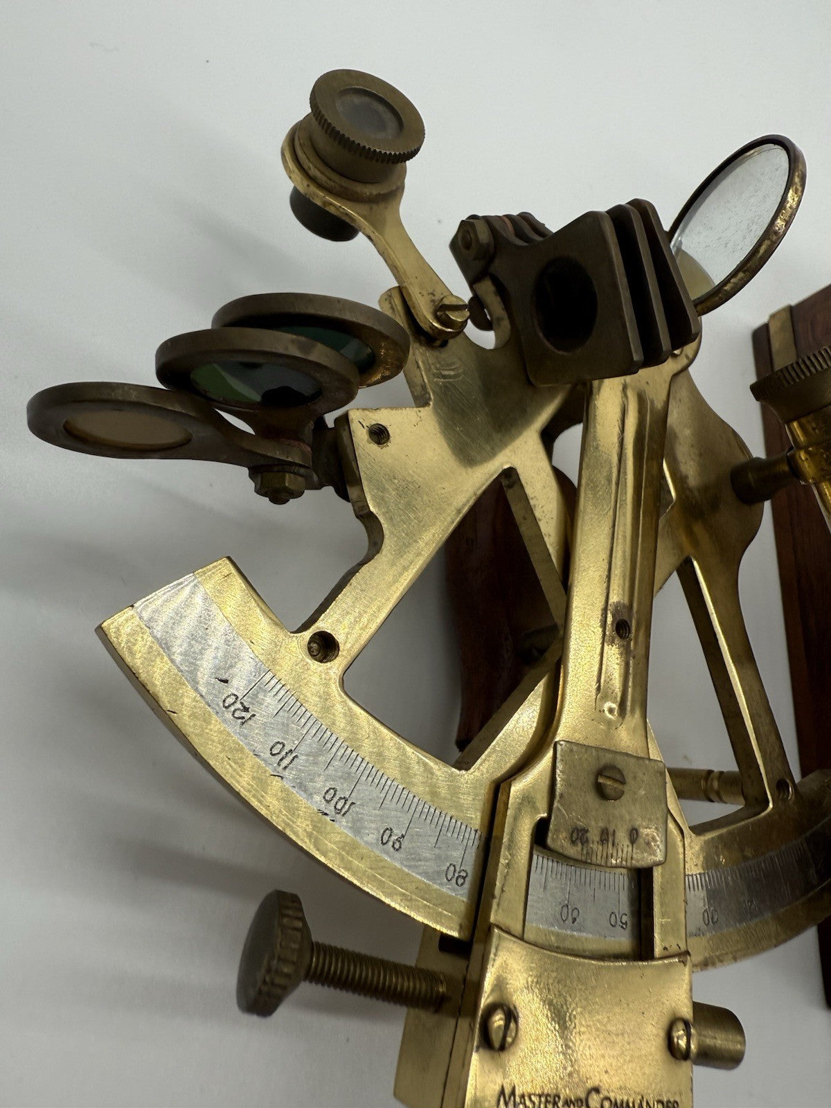 ORIGINAL FILM-REQUISITE MASTER AND COMMANDER 2003 - MESSING SEXTANT & BOX
