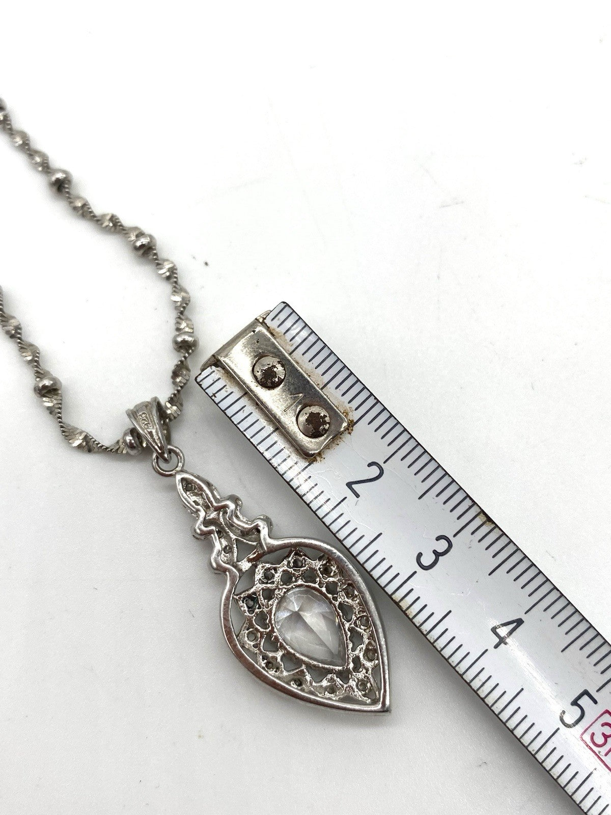AUSGEFALLENER 925 SILBER ANHÄNGER MIT ZIRKONIA TROPFEN & 925S KETTE 44cm