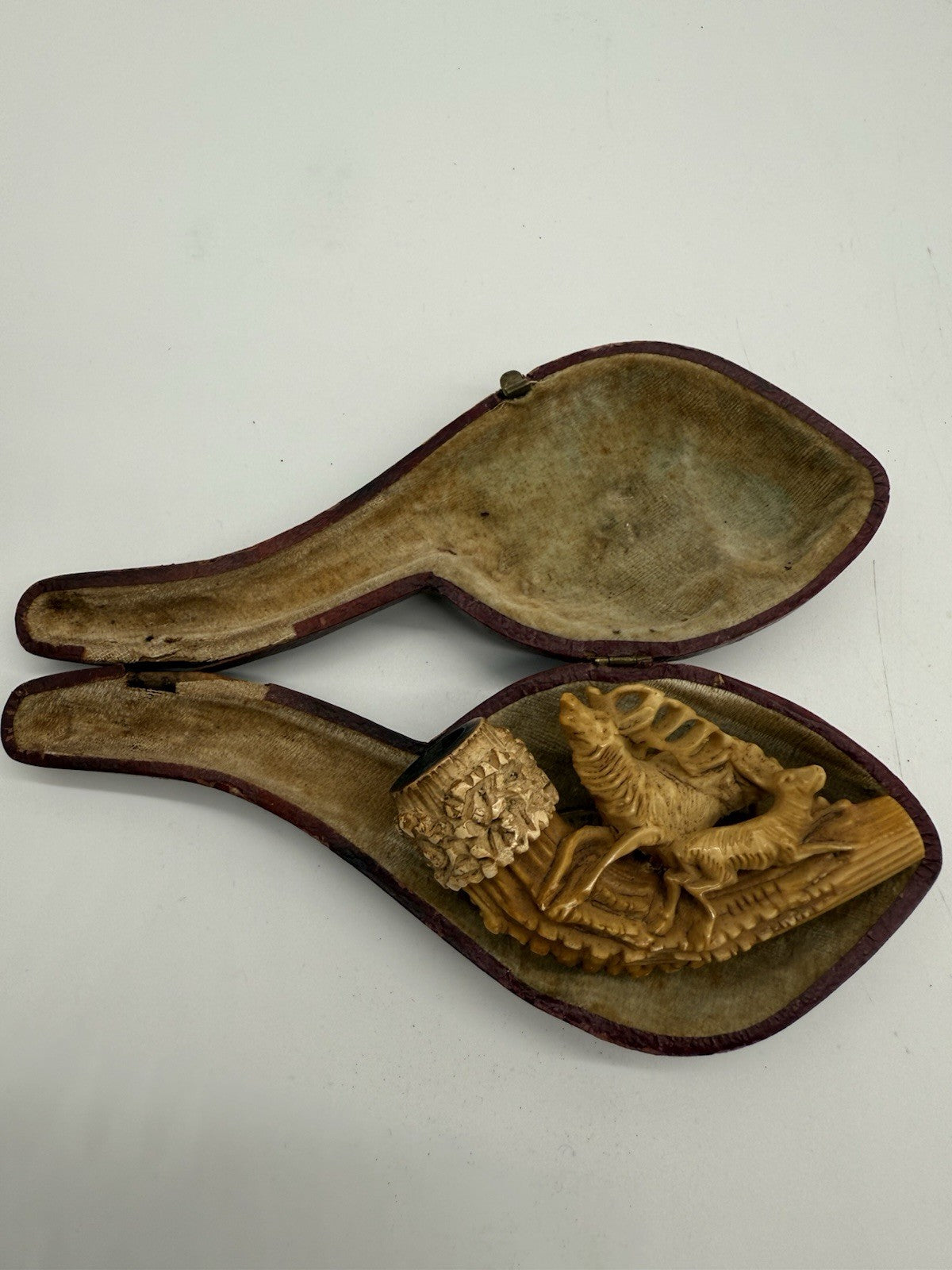 ZWEI HIRSCH MEERSCHAUM PFEIFE SAMMLERSTÜCK TABAK PFEFIE
