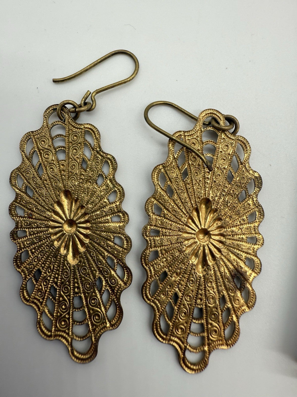 BOHO VINTAGE OHRRINGE GOLD DOUBLE FILIGRAN ORNAMENT MUSTER