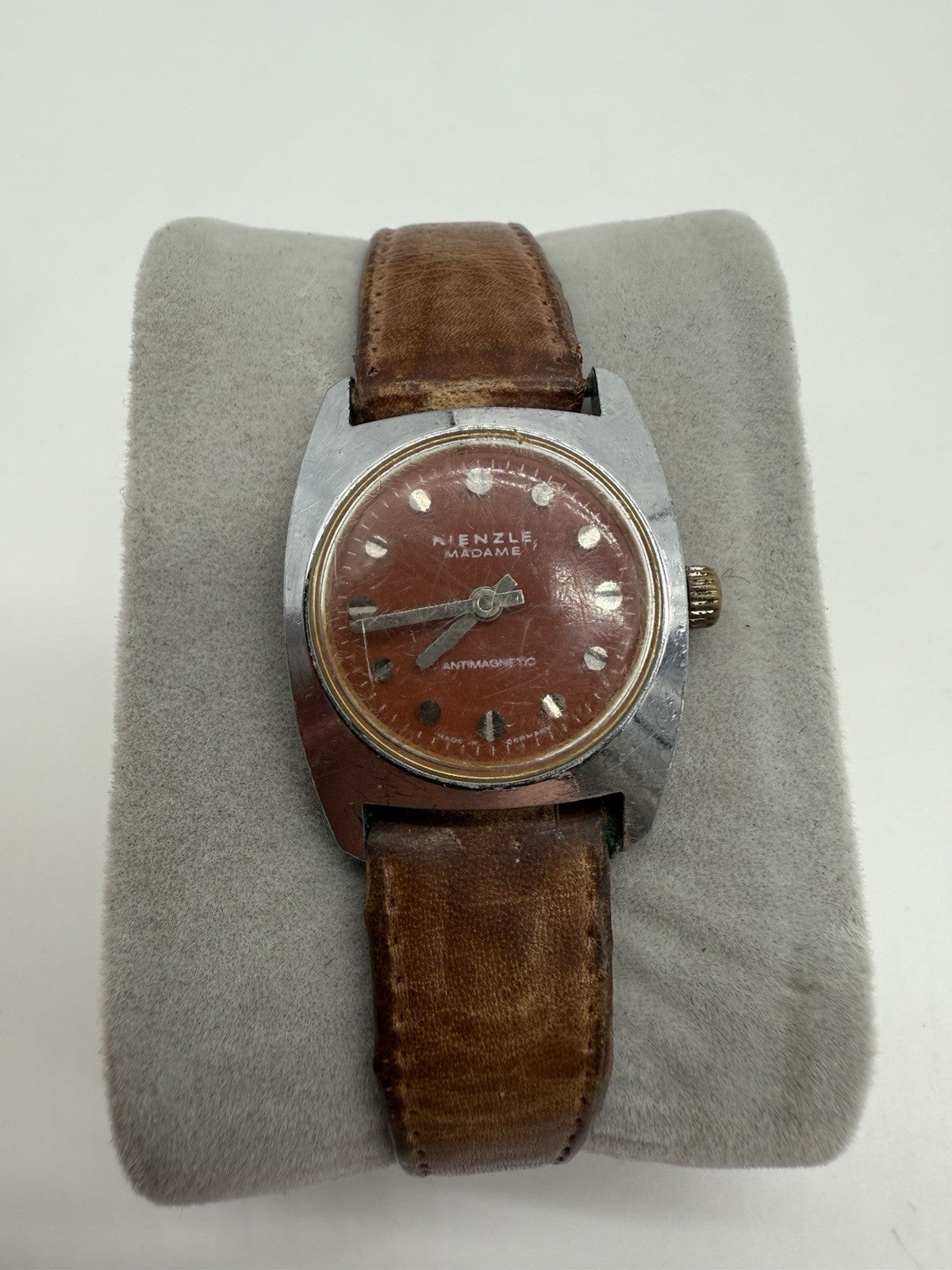 VINTAGE KIENZLE MADAME DAMEN UHR ARMBANDUHR HANDAUFZUG LÄUFT