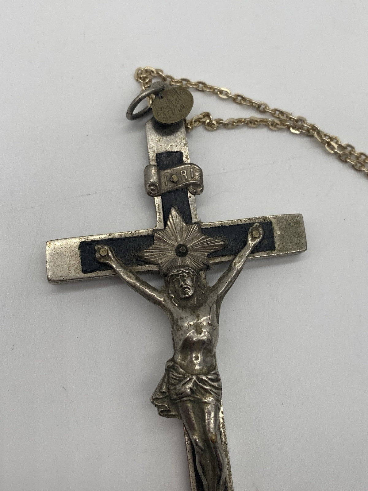 ANTIKES GROßES JESUS-KRUZIFIX KREUZ MIT KETTE
