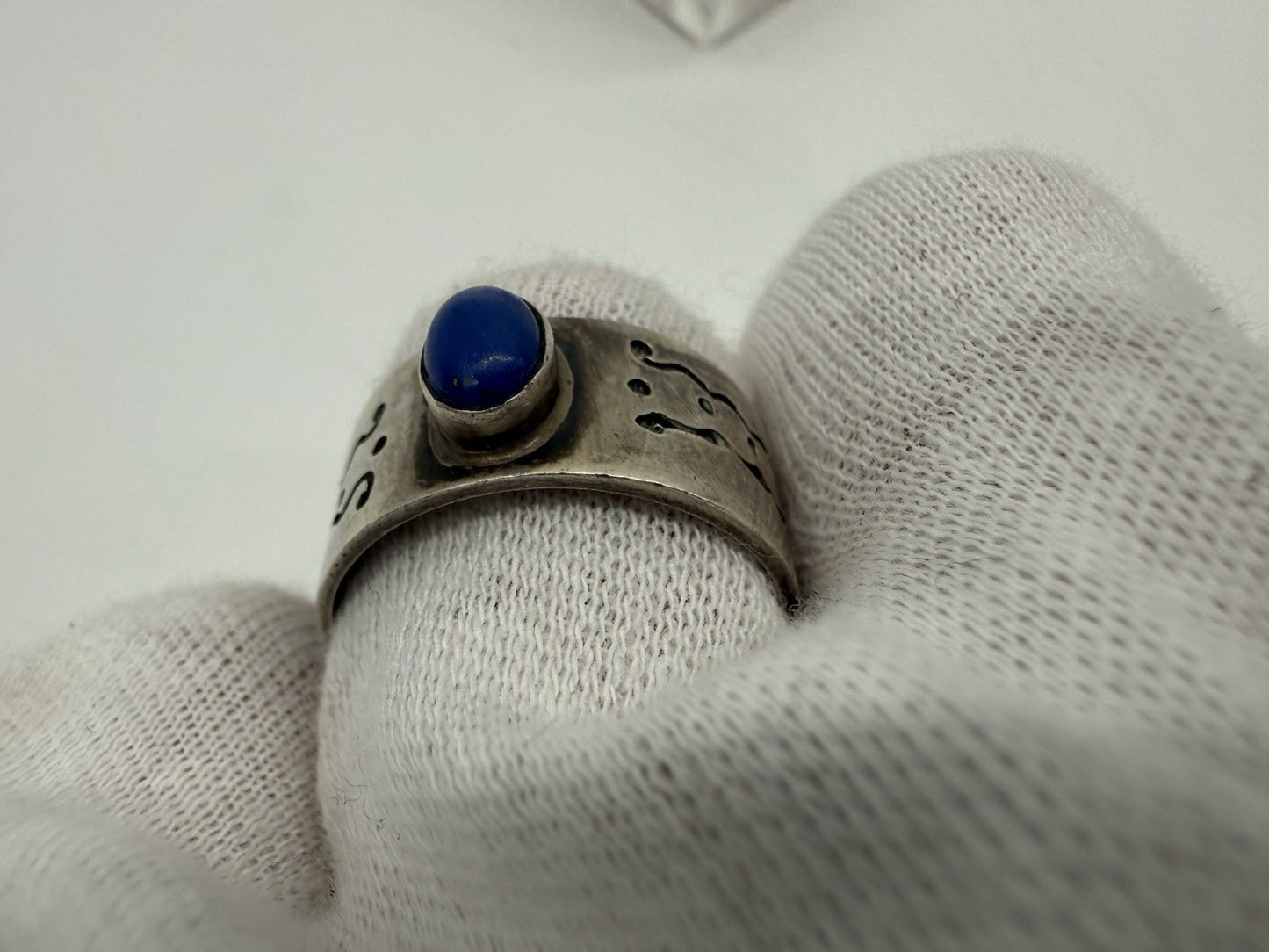 ATTRAKTIVER VINTAGE RING SILBER 925 MIT LAPISLAZULI GR.62