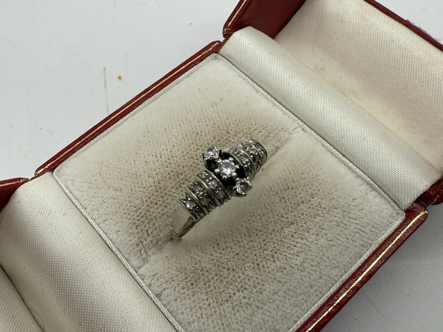 ANTIKER RING 750 GOLD RUSSLAND - 18 KARAT BICOLOR MIT BRILLANTEN