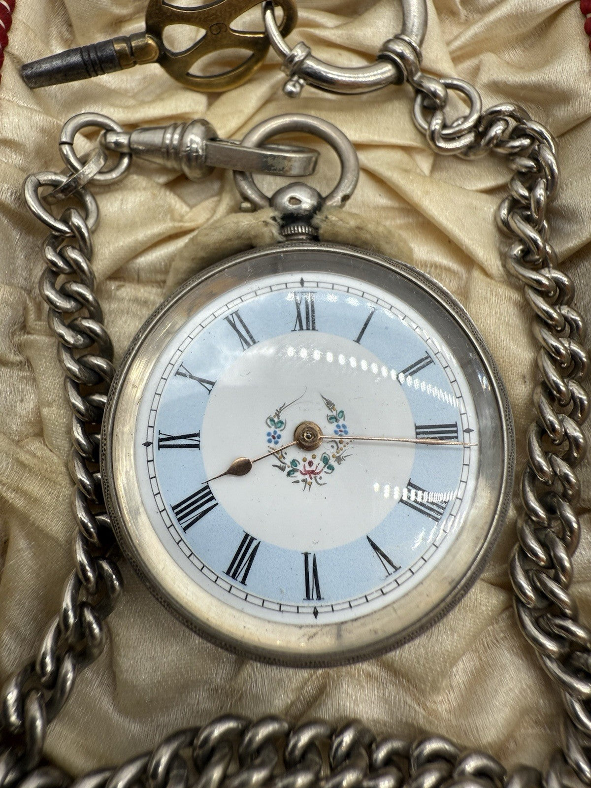 ANTIKE SCHLÜSSEL TASCHENUHR SILBER FRANKREICH MIT ZIERKASSETTE UM 1870