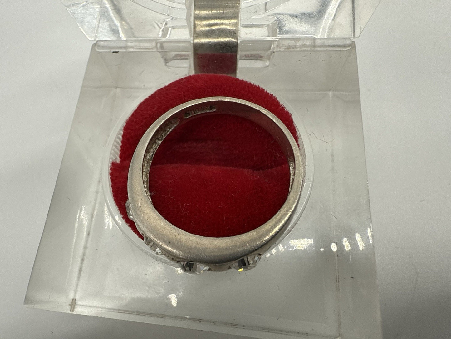 VINTAGE 925 STERLING SILBER BANDRING MIT 4 SCHÖNE ZIRKONIA STEINE GR.63