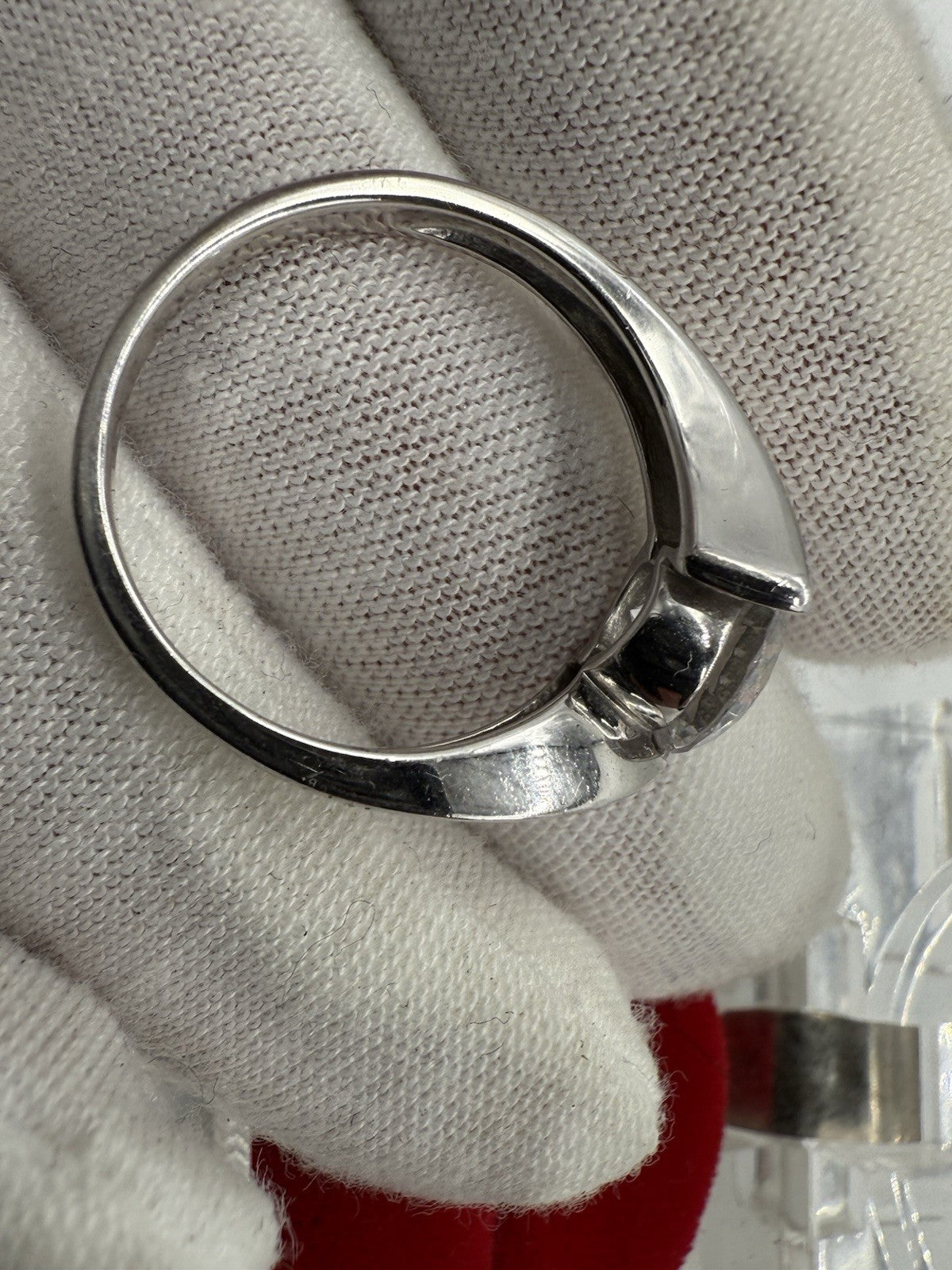 ELEGANTER 925 SILBERRING MIT GROßEM ZIRKONIA ZEITLOSER SOLITÄR LOOK GR.62